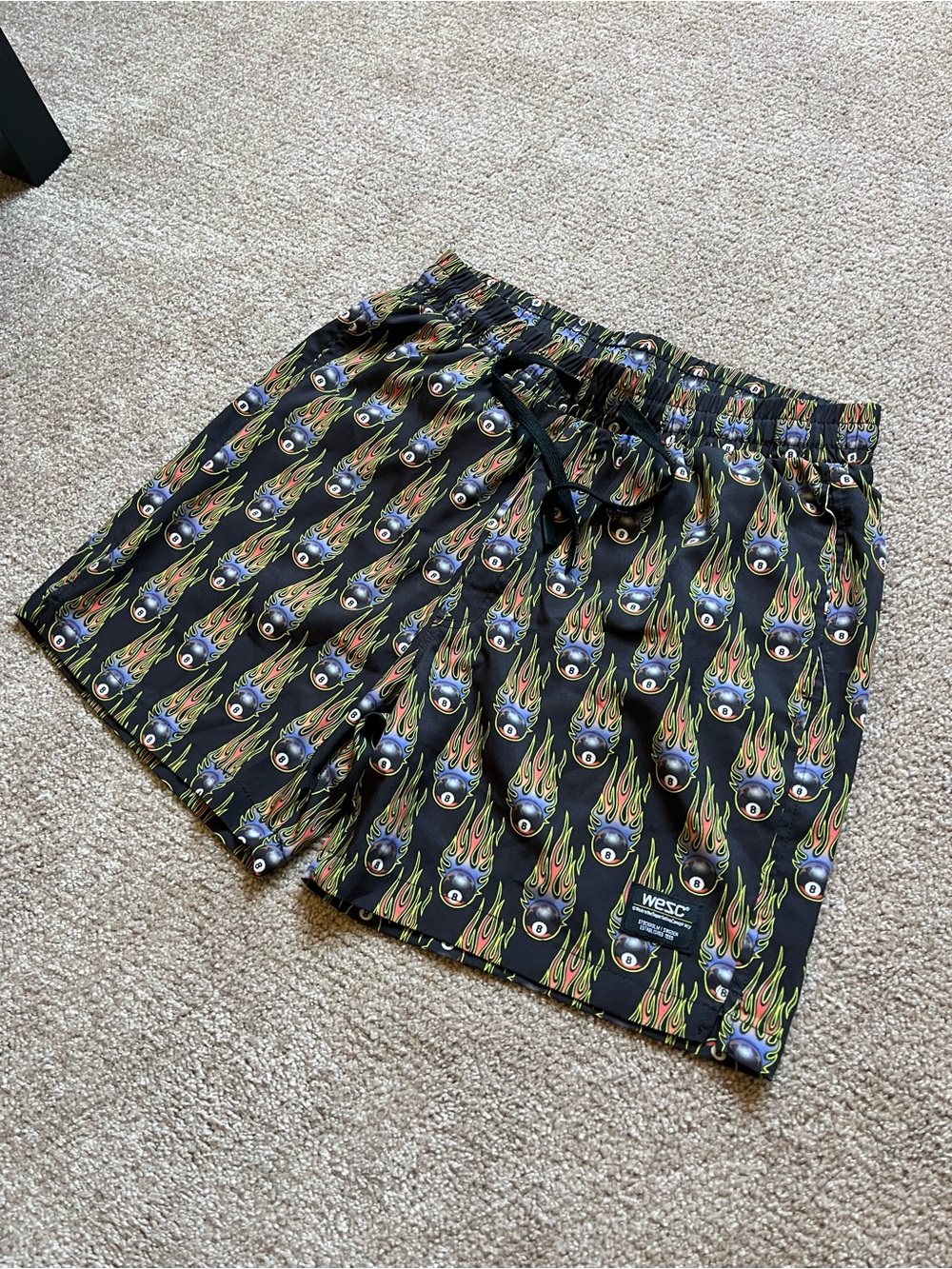 VTG 00’s / Y2K WESC Flaming 8Ball Short Cut Board Shorts - Picture 2 of 6